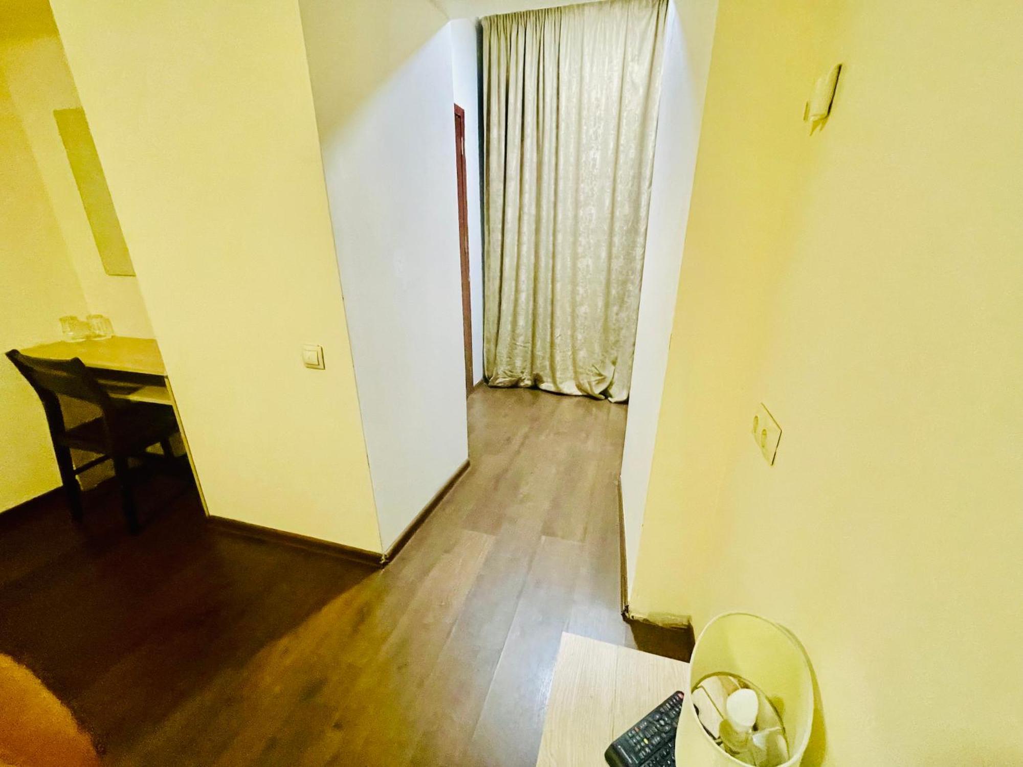 Hotel Klarastan Bon Voyage Tbilisi Luaran gambar