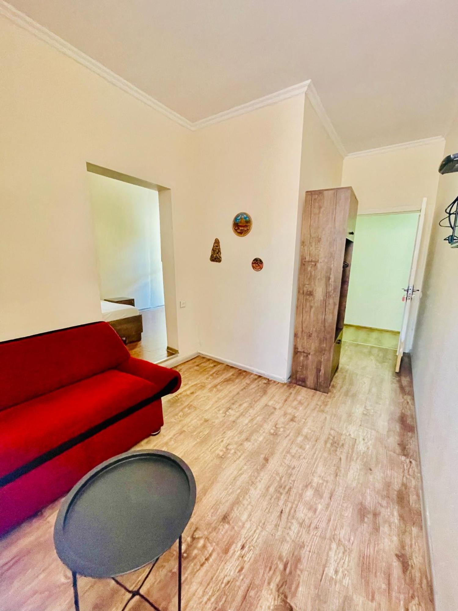 Hotel Klarastan Bon Voyage Tbilisi Luaran gambar