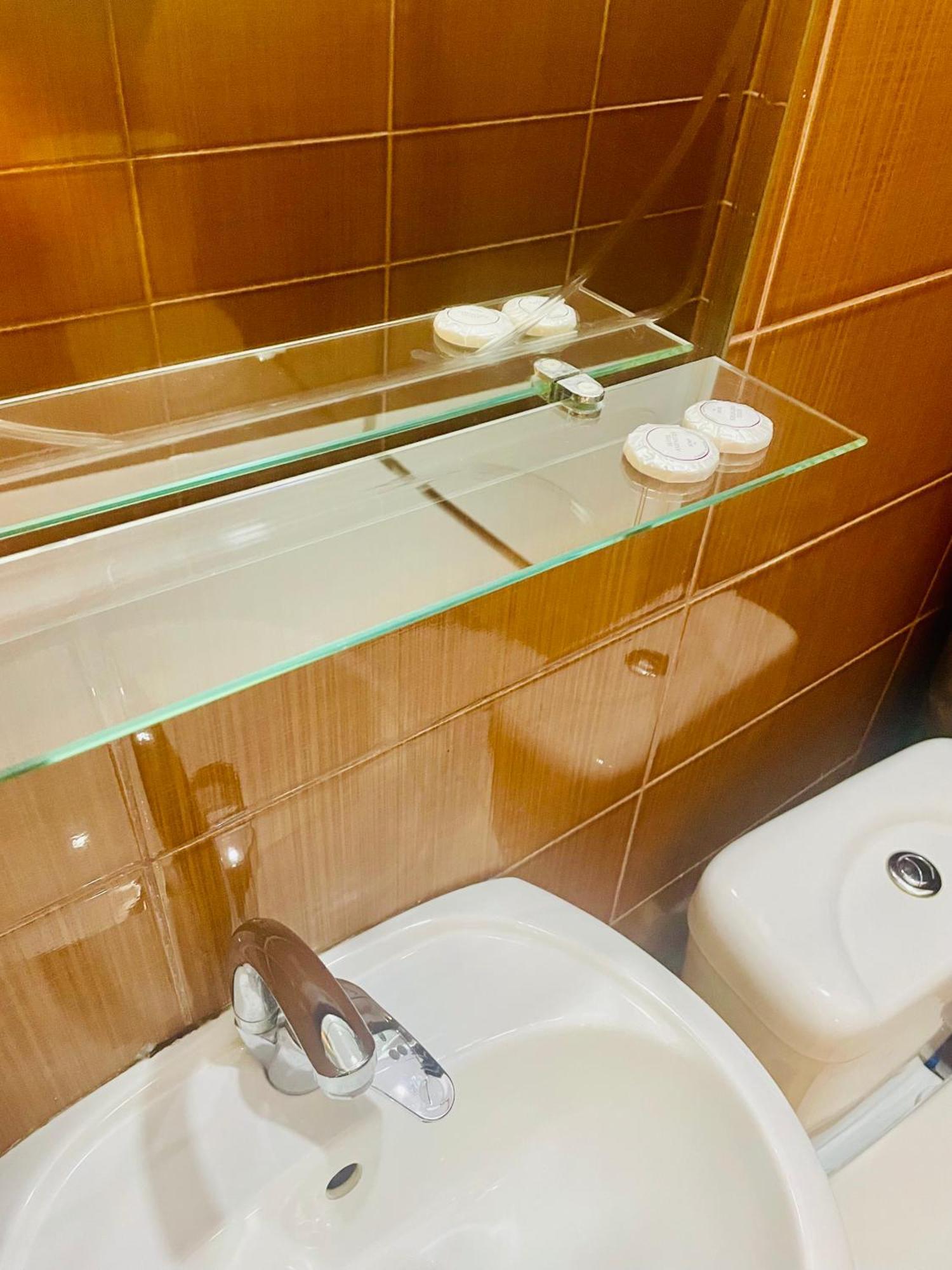 Hotel Klarastan Bon Voyage Tbilisi Luaran gambar