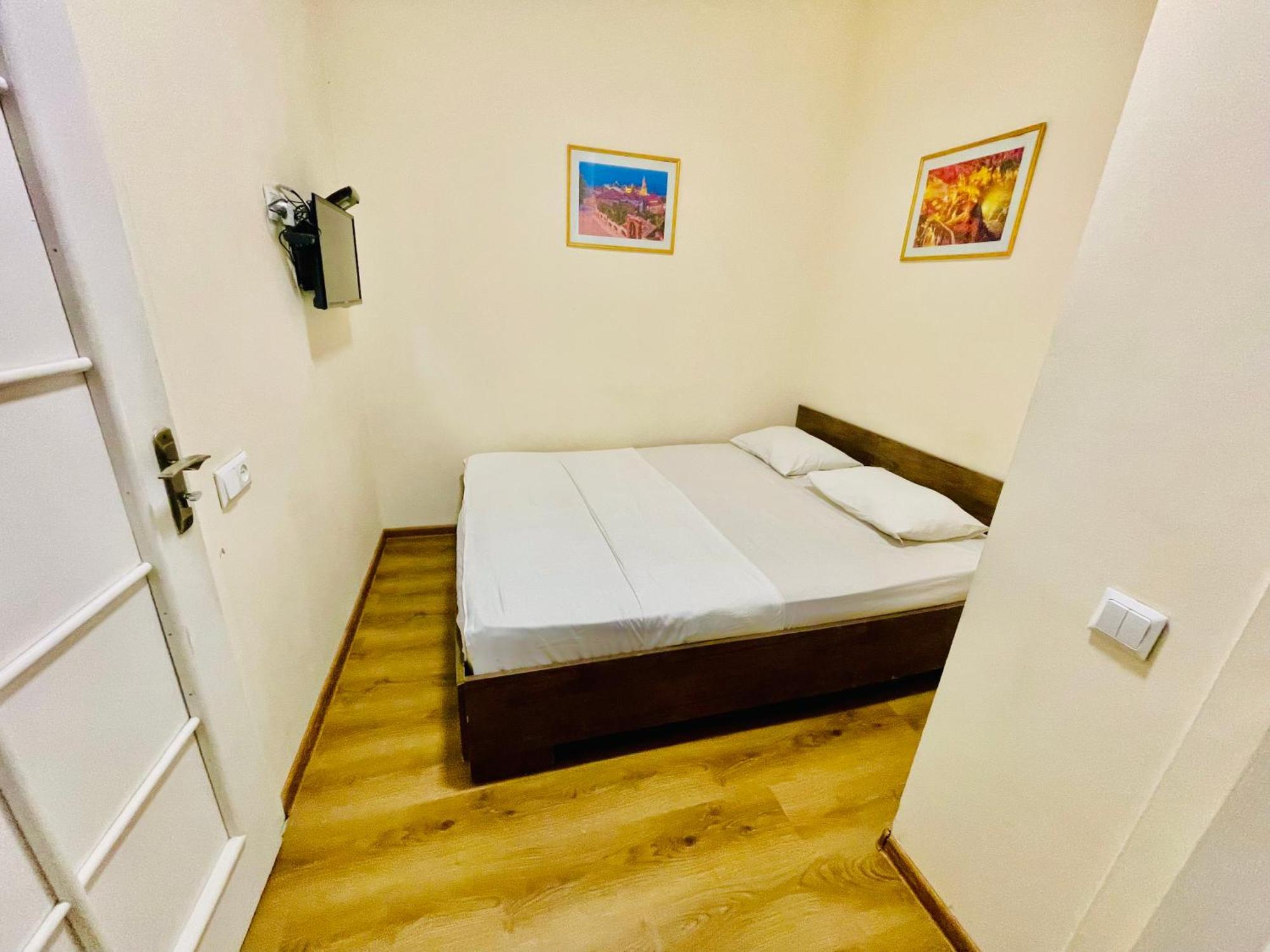 Hotel Klarastan Bon Voyage Tbilisi Luaran gambar