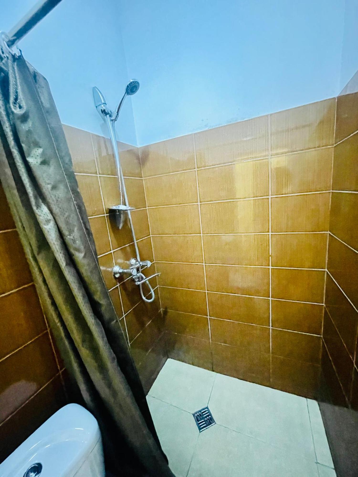 Hotel Klarastan Bon Voyage Tbilisi Luaran gambar
