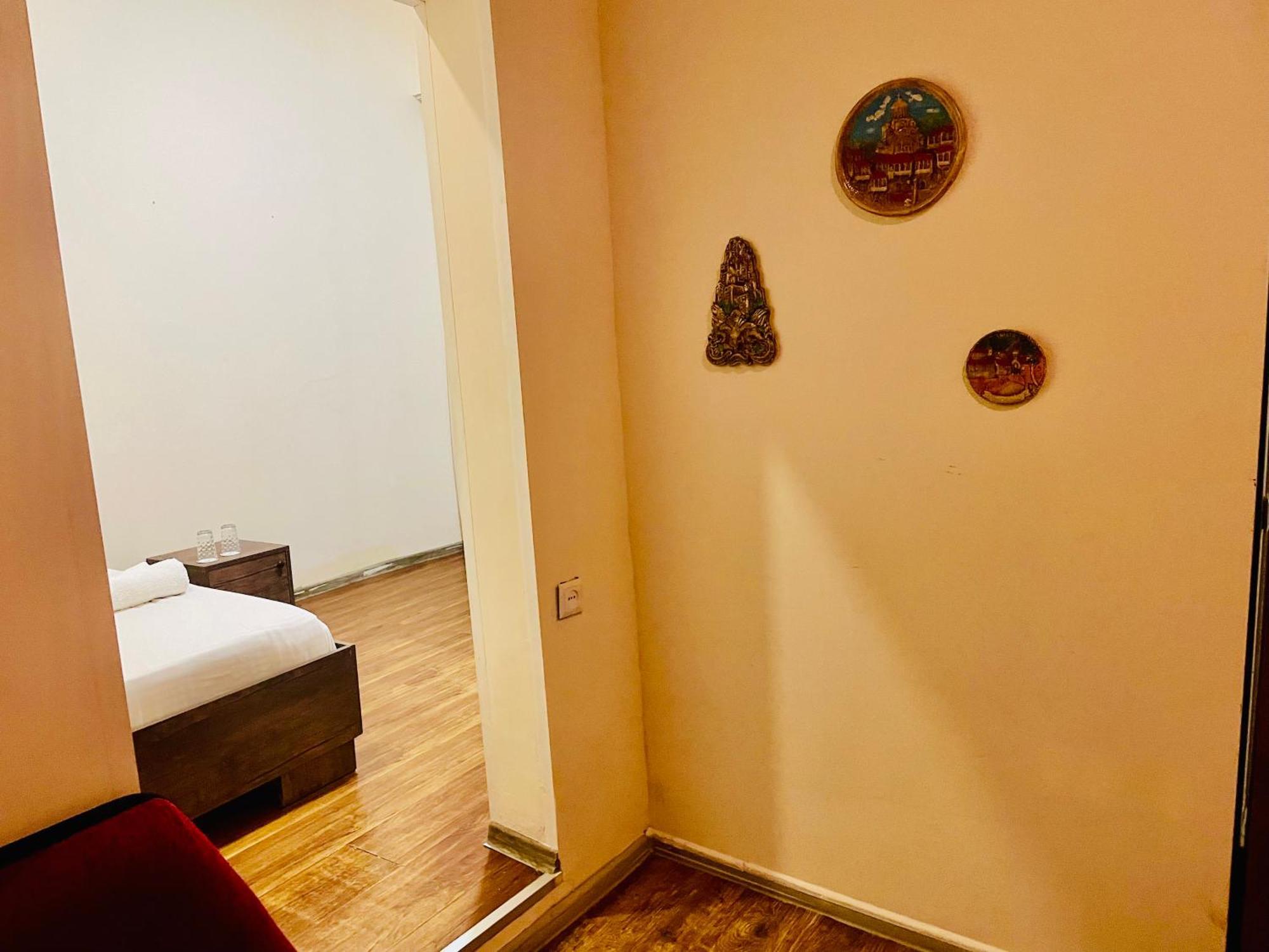 Hotel Klarastan Bon Voyage Tbilisi Luaran gambar